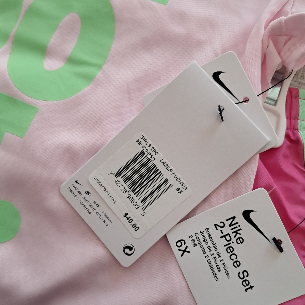 Nike Girls Dri FIT Shorts & Tee Shirt Short Set NWT Size 6 X Laser Fuchia - Picture 4 of 4
